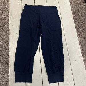 Lululemon Align Jogger Crop *23" True Navy sz 10 with front pockets!